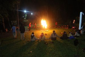 Serunya Petualangan Outbound Pramuka di Asriloka Wonosalam