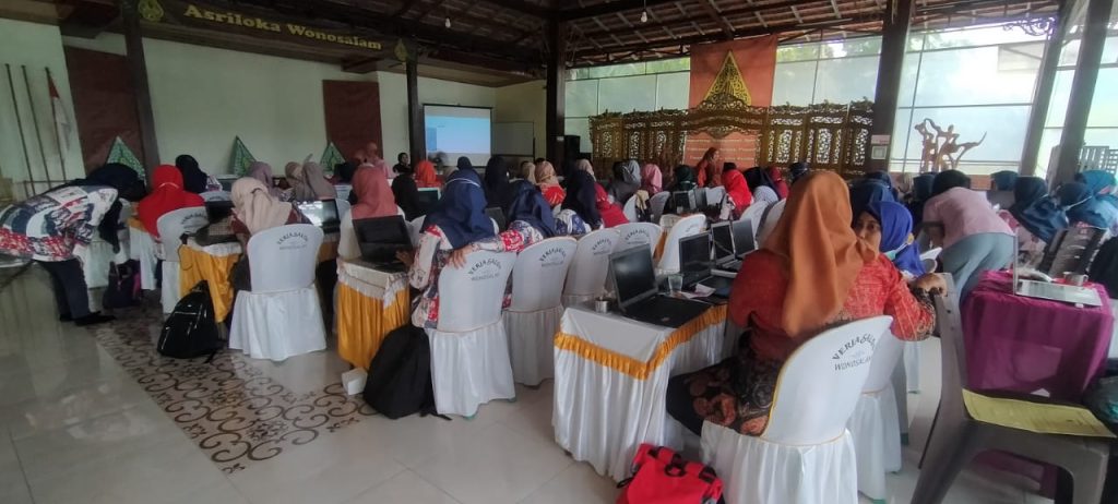 Rapat Sosialisasi Dinkes Jombang di Asriloka Wonosalam